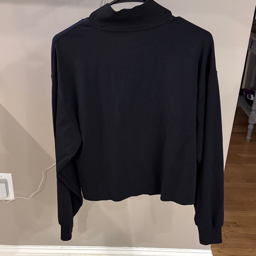 Athleta Navy Mock Neck Sweatshirt | Lightweight Performance Pullover | Medium - Picture 5 of 7